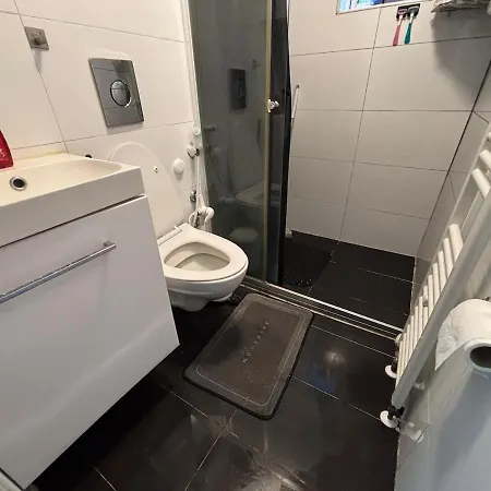 ヴィラ Spacious & Cozy With Open Kitchen Lounge *