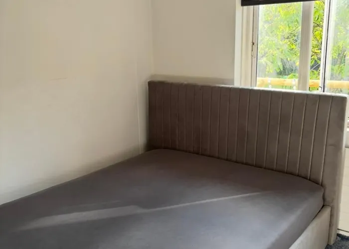 Villa Spacious & Cozy With Open Kitchen Lounge Søborg